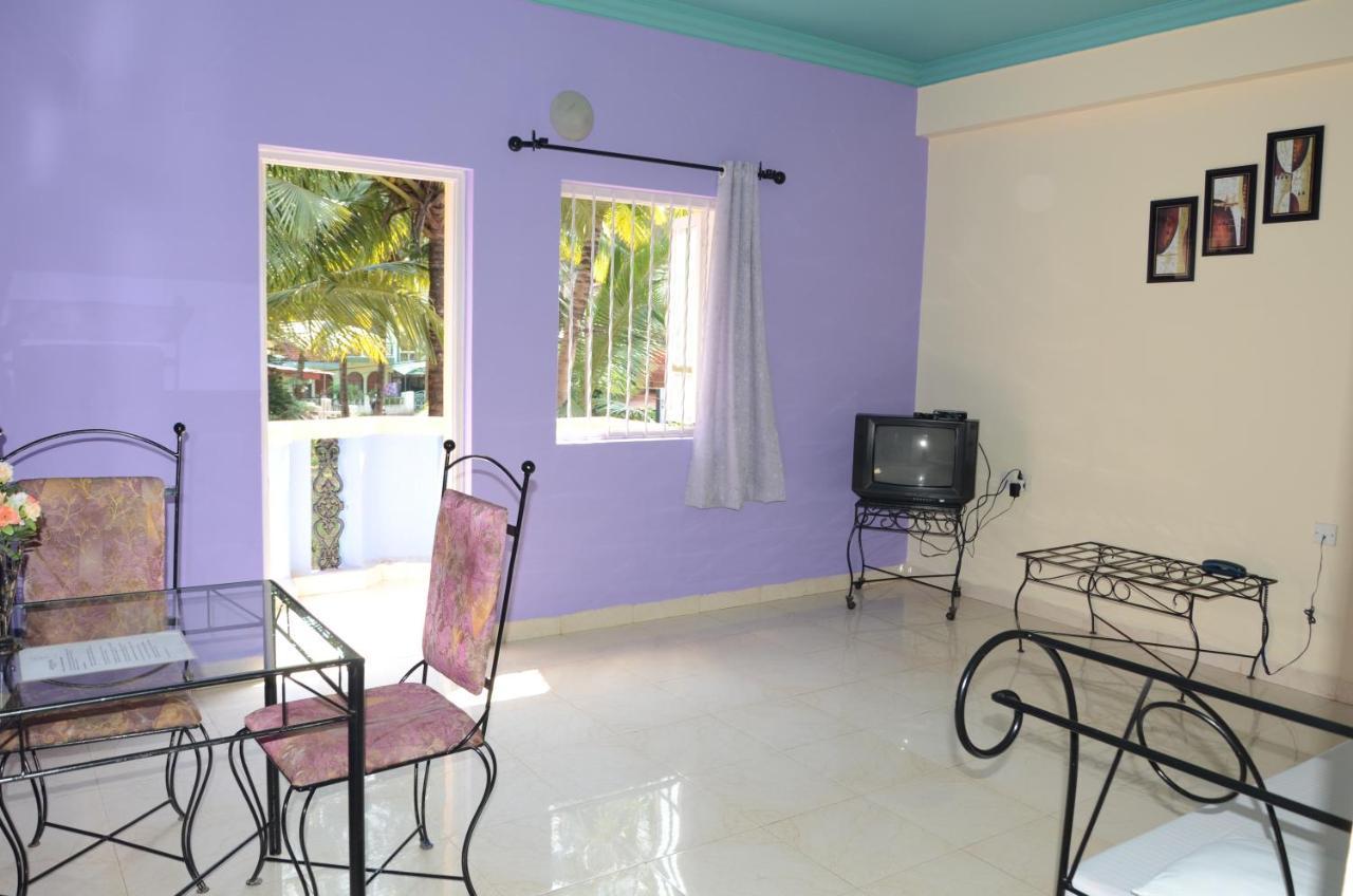 Libton Manor Hotel Candolim Exterior foto